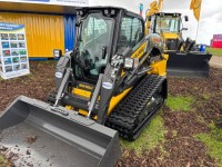 October-New-Holland-Machinery-Image