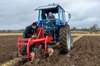 Seamus Coogan from Castlecomer ploughing with assistance form coach MIchael Bergin at the Laois Ploughing match on the lands of the Duggan family in Durrow.
Photo: Alf Harvey.