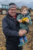 Tony and Conor Dunne at the South Laois Ploughing match on the lands of the Duggan family in Durrow.
Photo: Alf Harvey.